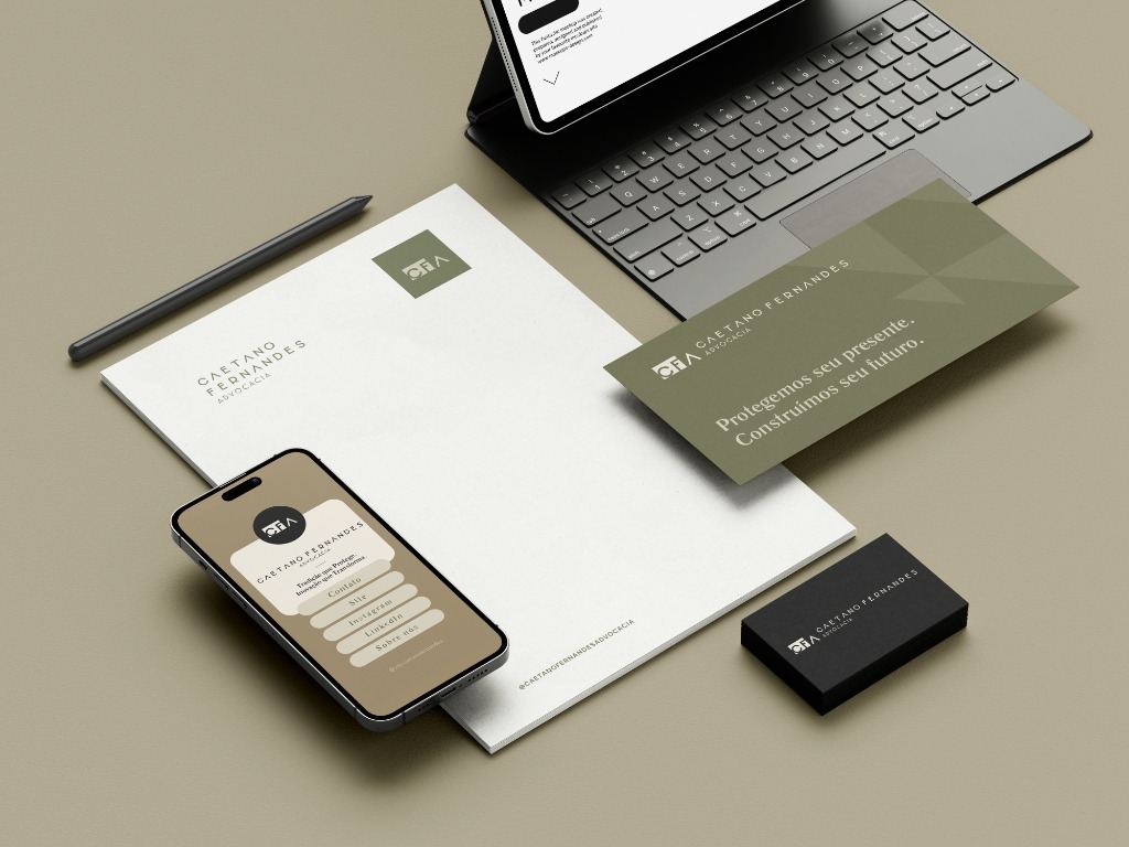 Brand Mockup Portrait